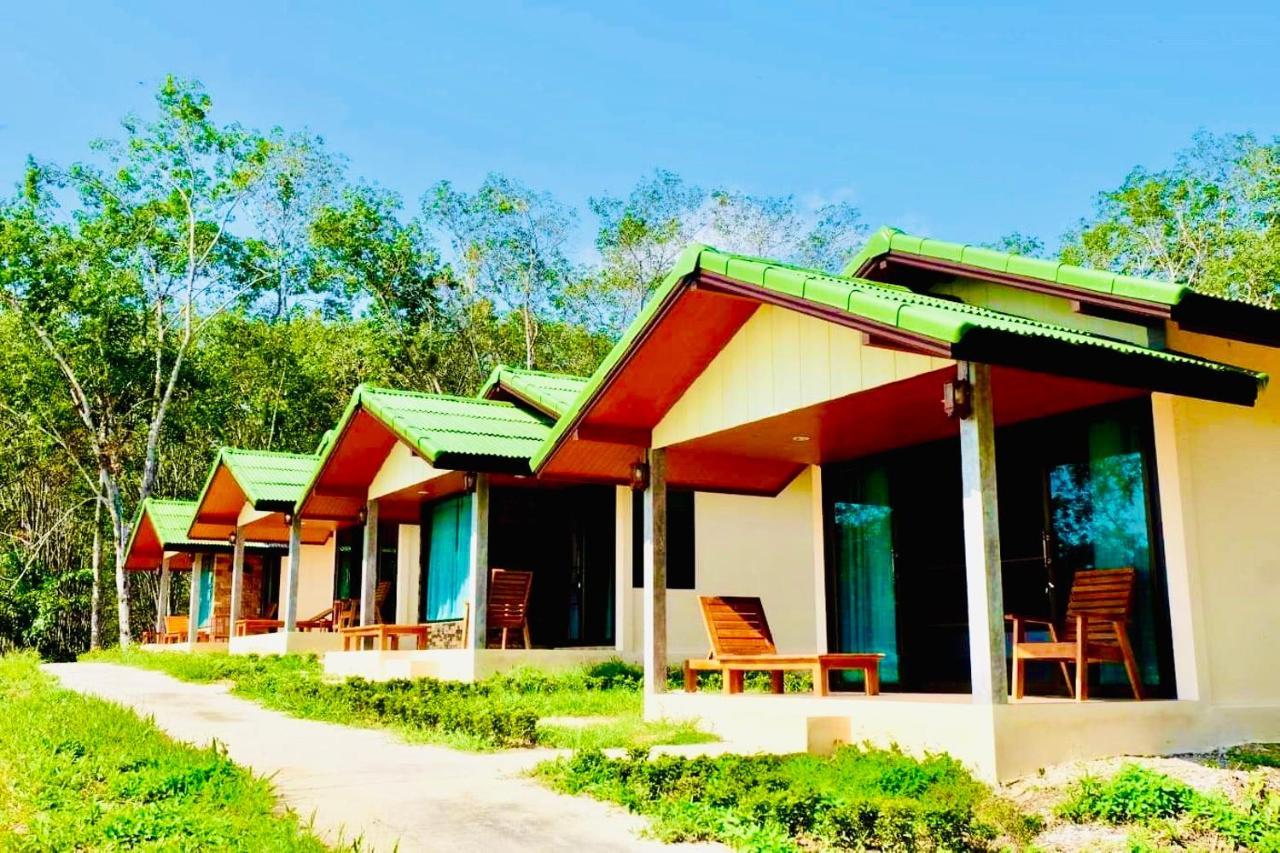 Rinna Resort Ko Mook Luaran gambar